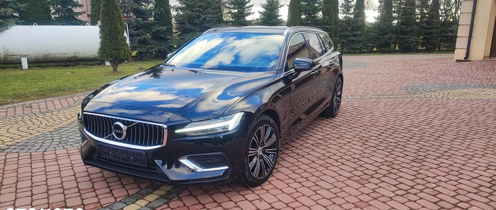 Volvo V60 cena 89900 przebieg: 145600, rok produkcji 2018 z Kuźnia Raciborska małe 191